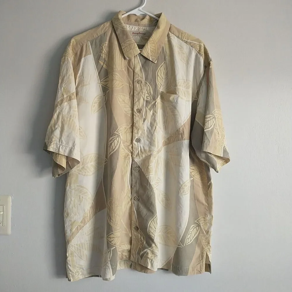 Tommy Bahama Shirt Mens XL Beige Green 100%Silk Palm Leave Floral Hawaiian Aloha